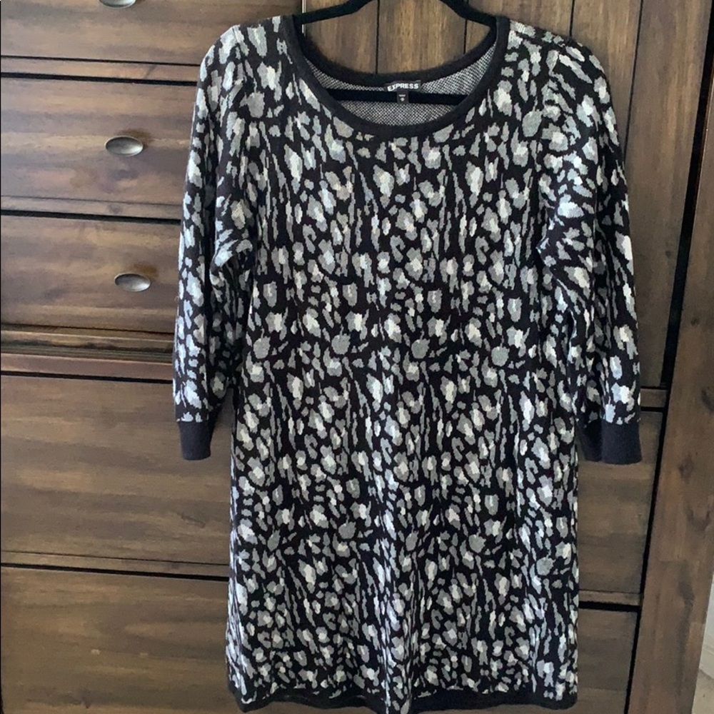 Express sweater dress M animal print GUC